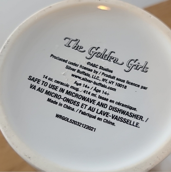 NEW The Golden Girls "SQUAD GOALS" Mug - Picture 4 of 4